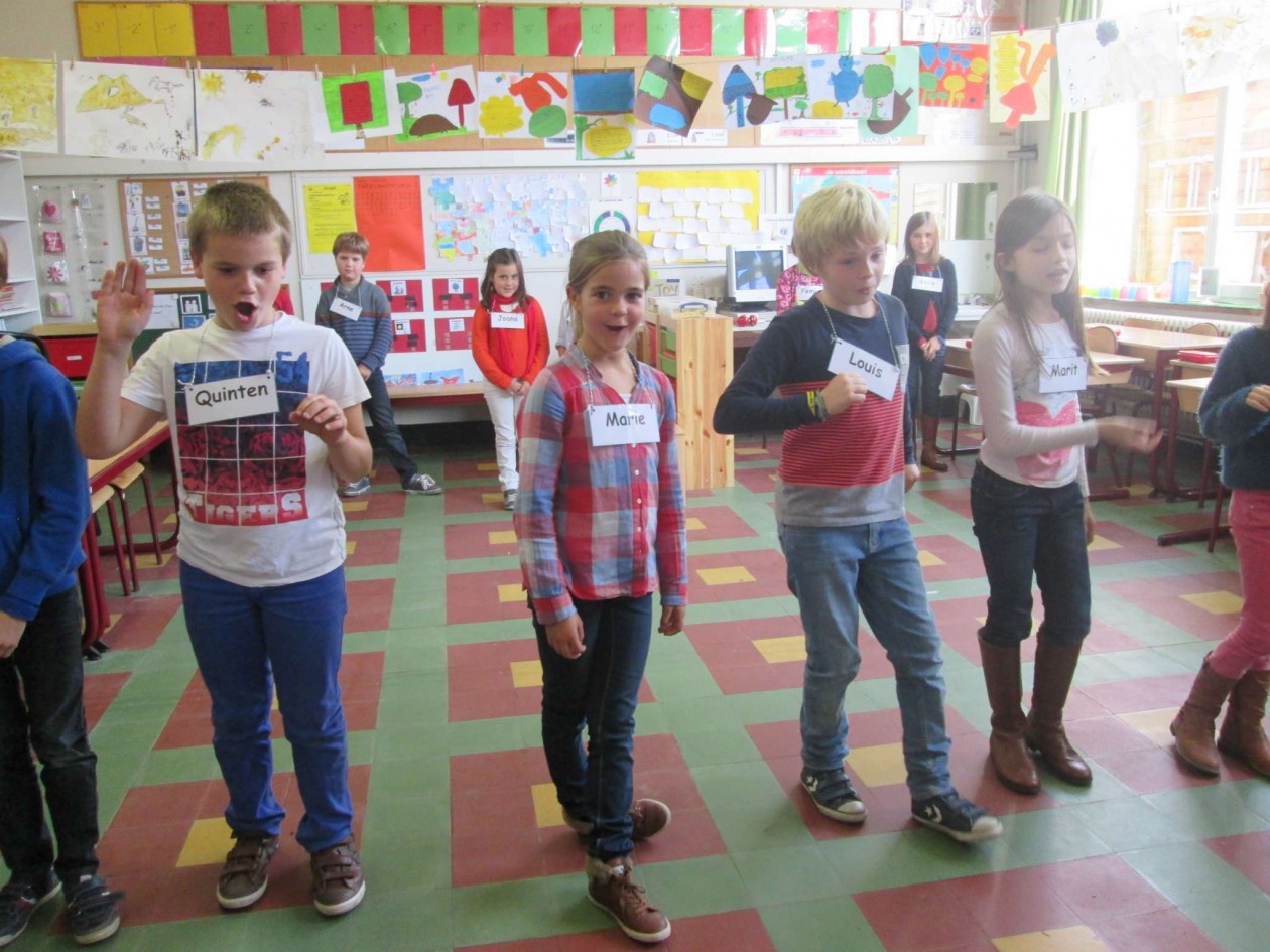 4B Slapstick theater