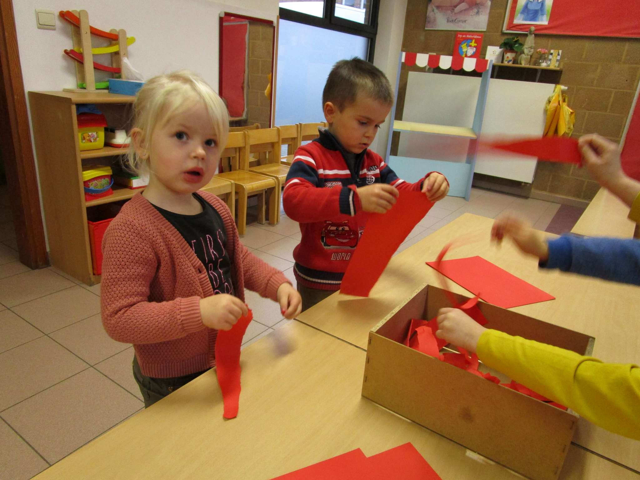 1KABC We maken samen de stoomboot van Sinterklaas in de zonneklas