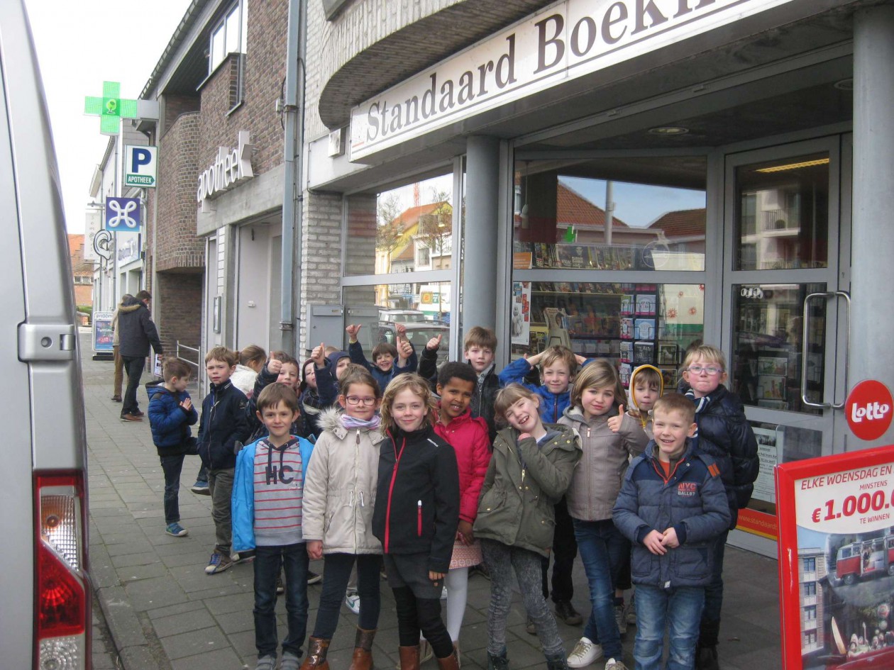 2ABC Bezoek aan Standaard Boekhandel in Lochristi