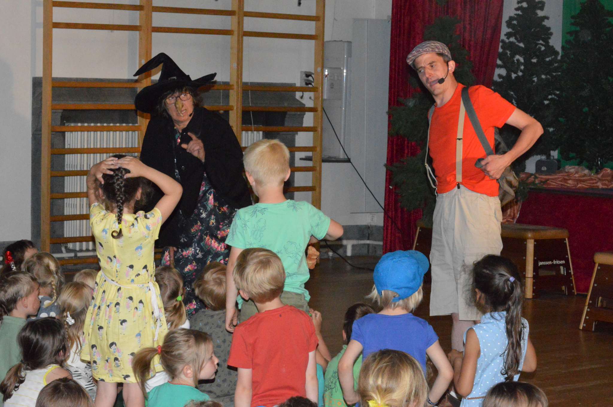 Schoolfeest: toneelvoorstelling