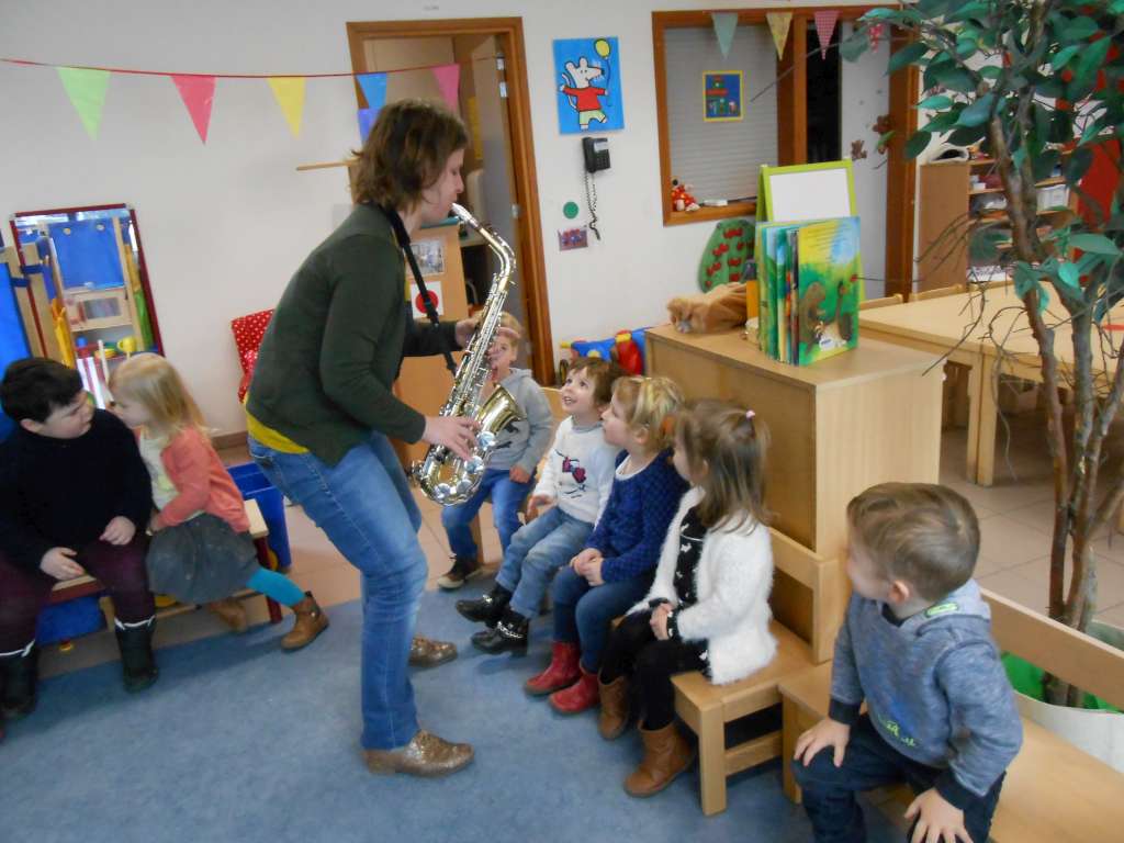 1KB Luisteren naar muziek