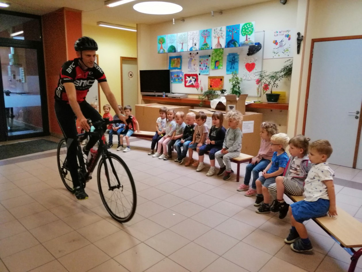 1PA De papa van Lucca is een fietskampioen