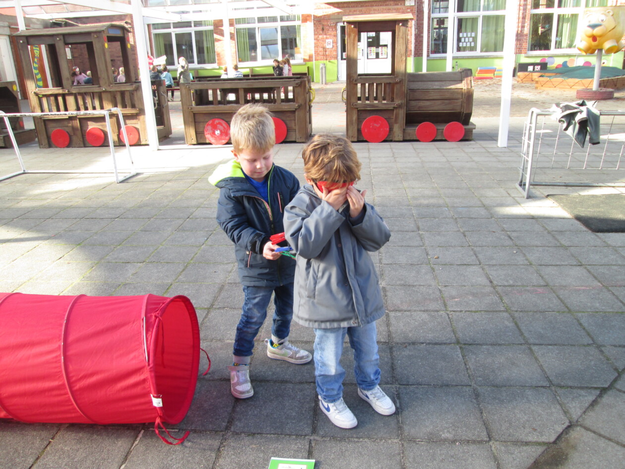 3KA Egeltjes op onze speelplaats