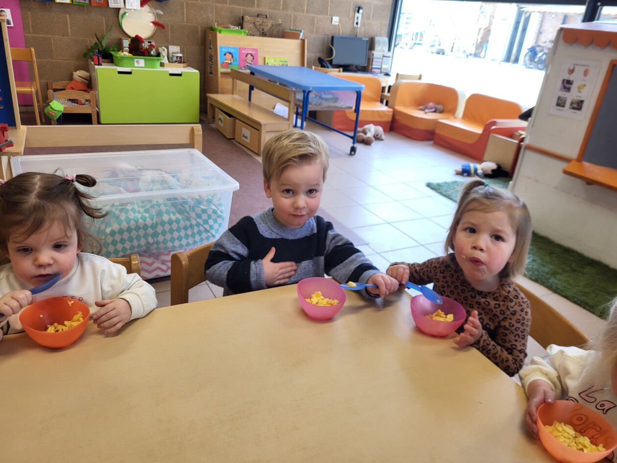 1PB Eitjes bakken en eten