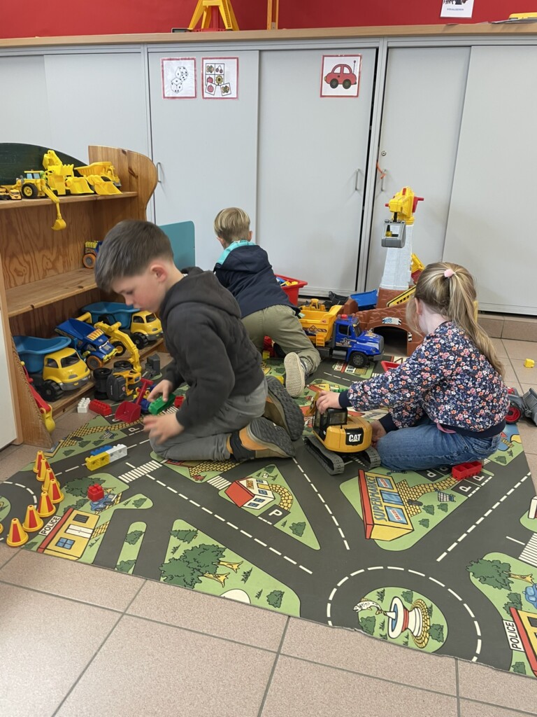 2KA De bouwers aan het werk