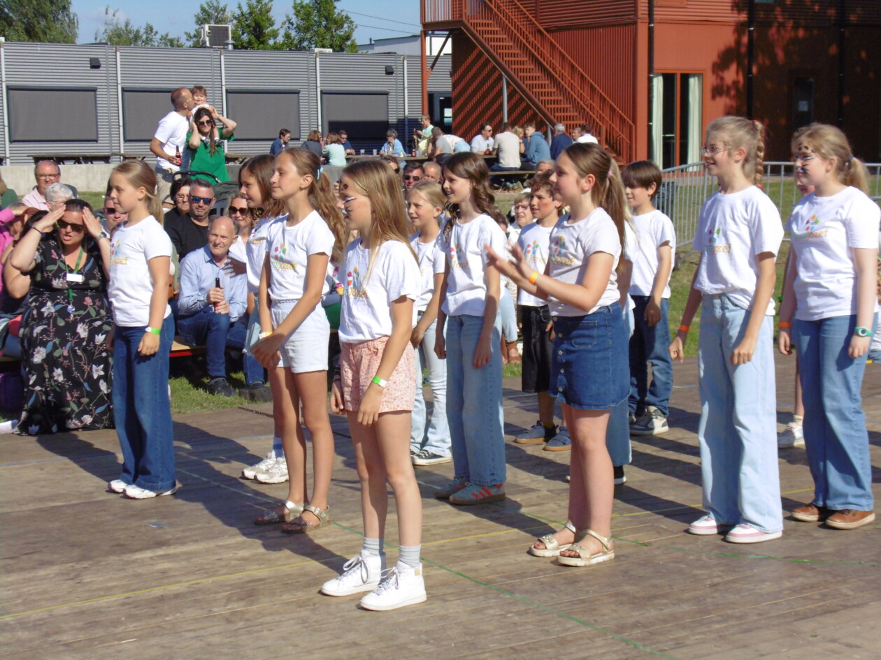 Het schoolfeest met koor