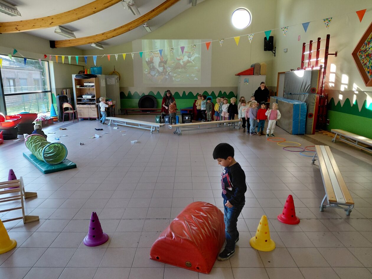 2KB Toneel: Op stap naar viesvuilland